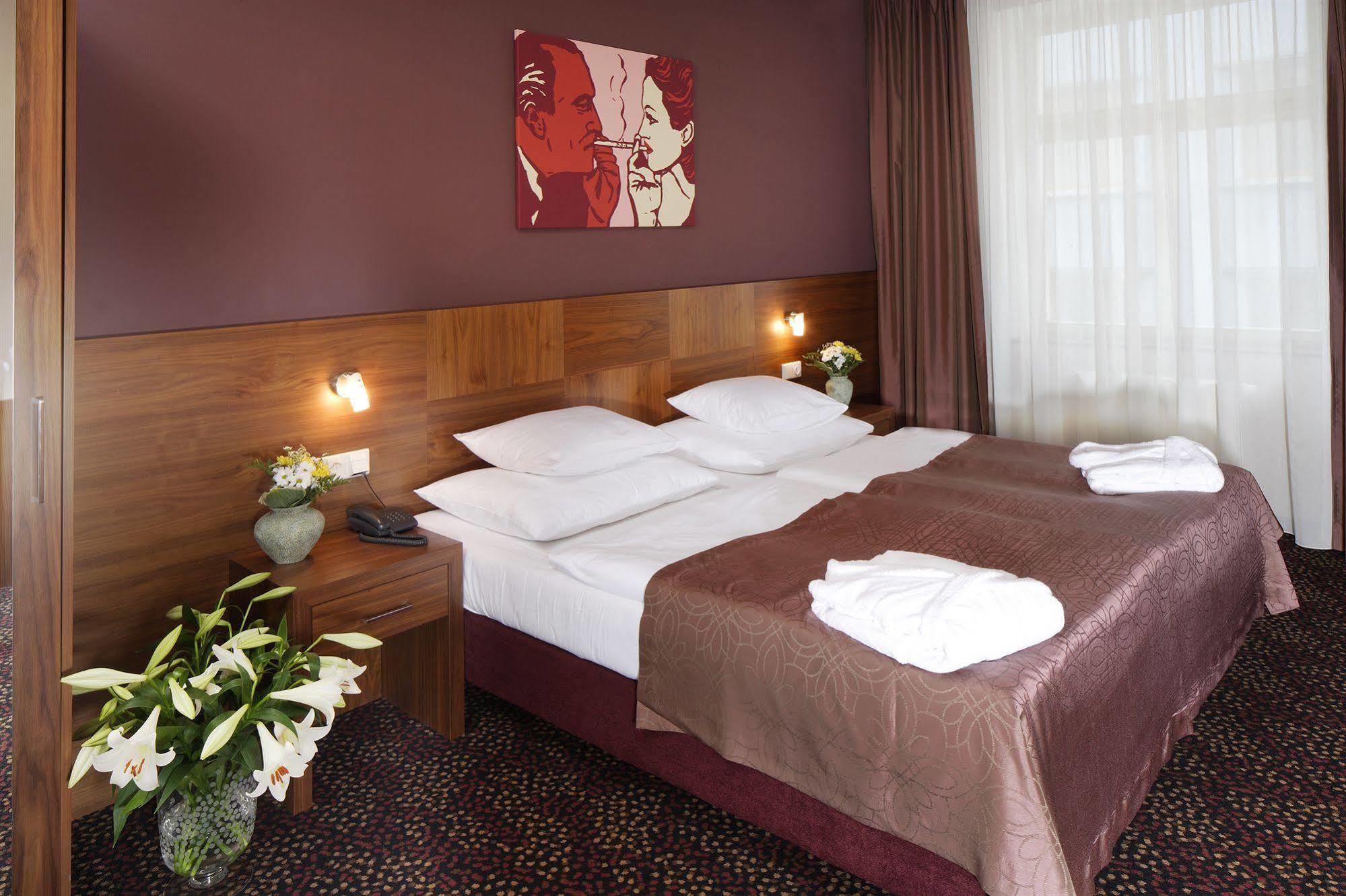 1.Republic Hotel Praha Rom bilde